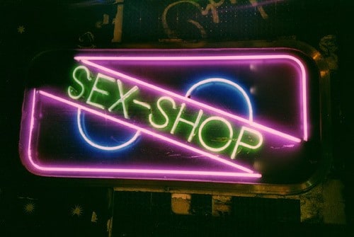 Luz neon sex shop