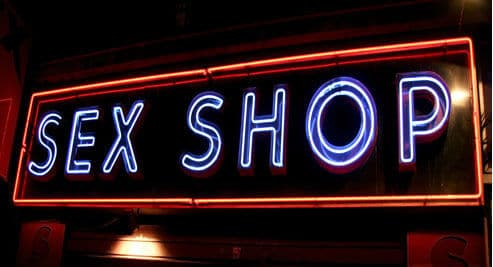 Letreiro sex shop neon