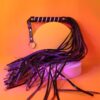 LinhaBDSM ChicotePretoGrande Dona Coelha Flogger 64 tiras - Linha BDSM