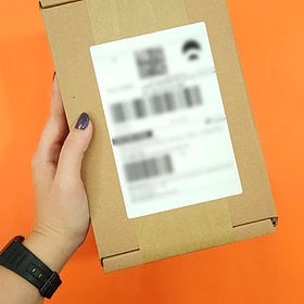 Caixa discreta e segura da Dona Coelha – Envio sem referências a sex shop