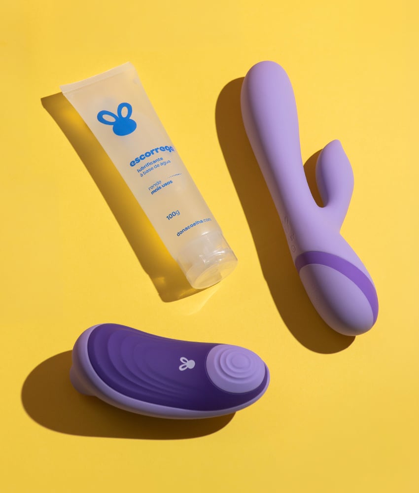 Vibrador Rabbit e lubrificante para prazer intenso e confort&aacute;vel. Produto de alta qualidade para mom.