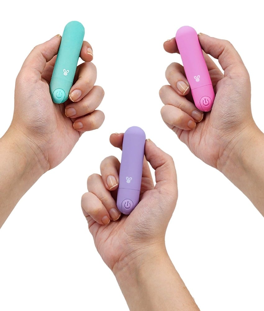 Vibradores femininos coloridos de silicone com controle de energia.