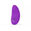 Massageador clitoriano em roxo com controles de intensidade.