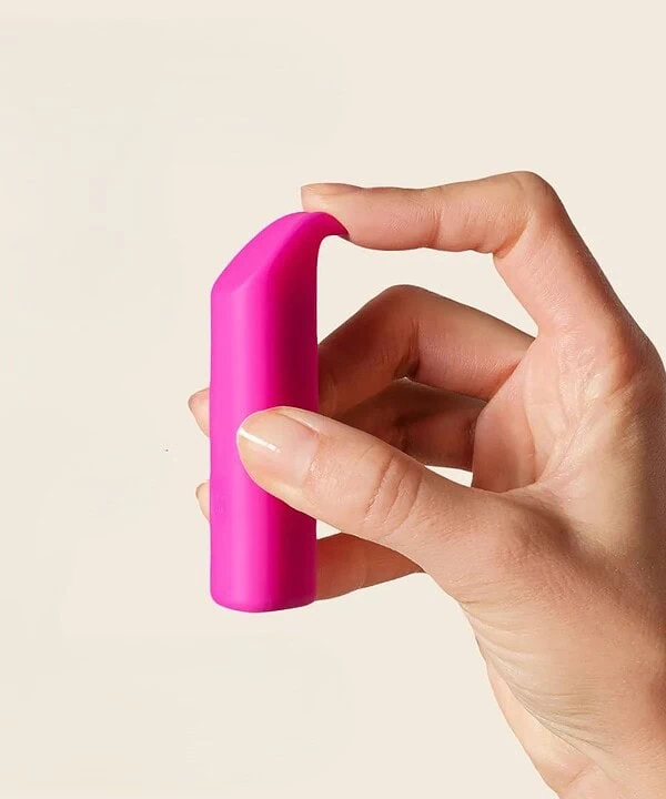 Brinquedo de borracha rosa para cães, durável e divertido, ideal para estimular o jogo e a mordida d.