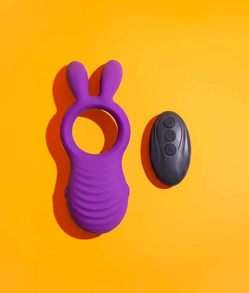 Dona Coelha Elo - Anel Peniano com Vibrador e Controle Remoto
