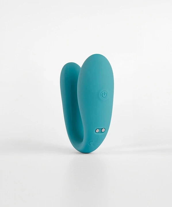 Vibrador de casal Sensevibe Digital em azul, com controle de intensidade.